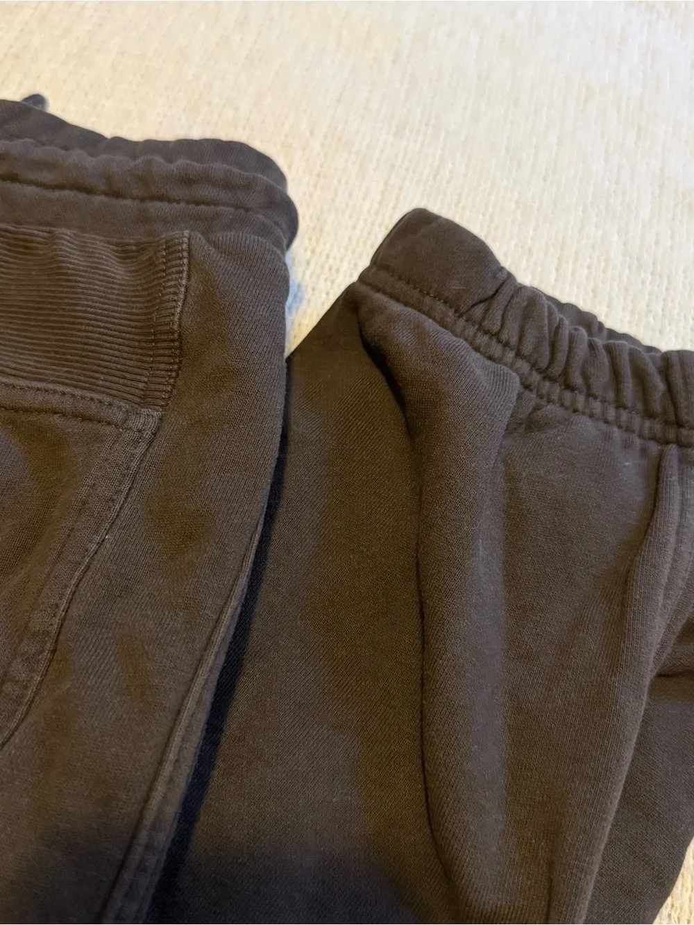 Gymshark Men’s Charcoal Elastic-Waist Sweatpants/Joggers